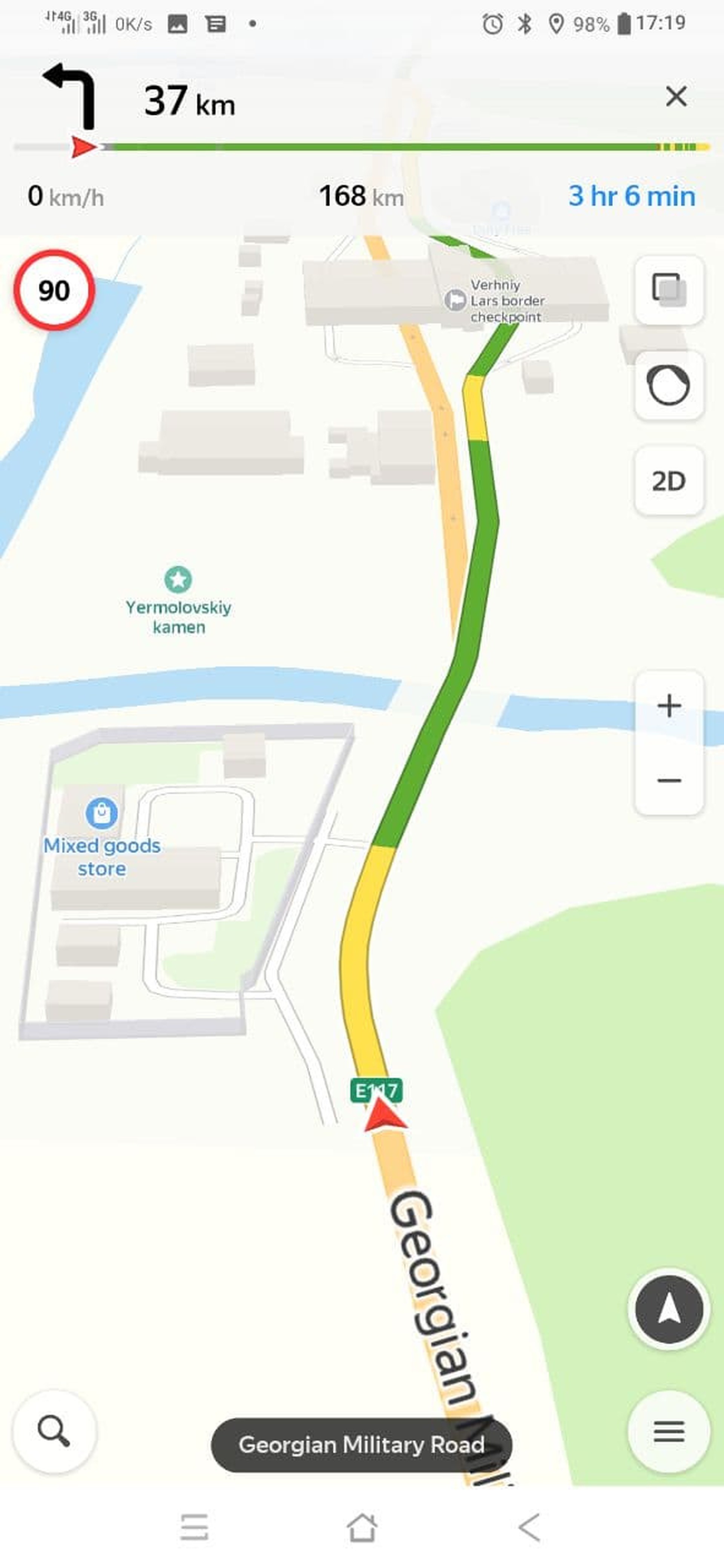 Постоял в очереди на въезде к КПП пару часов.
