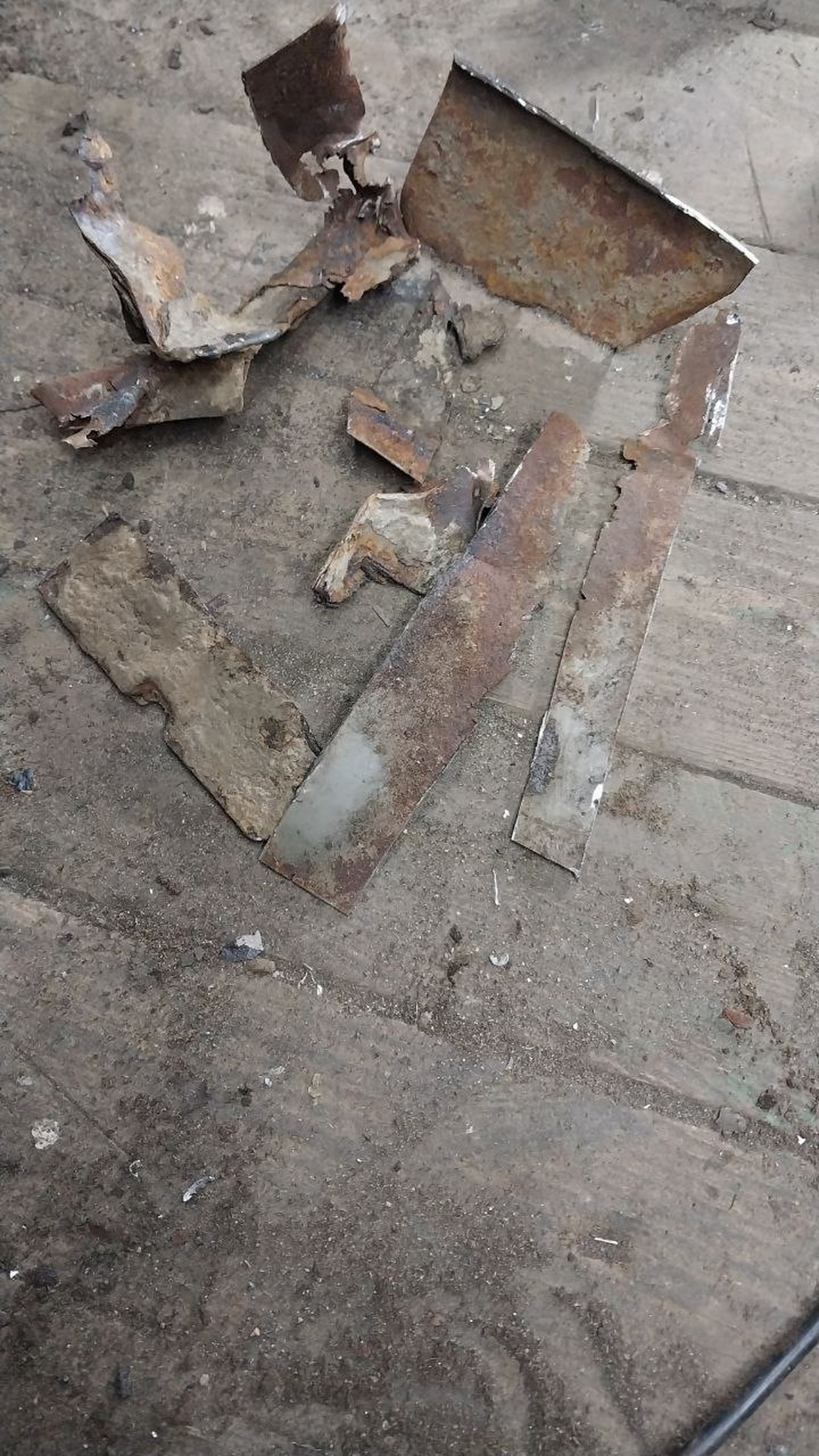 Лишние детали покидают чат
